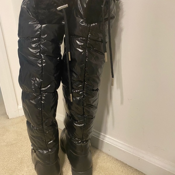 MK black fur winter boots - Picture 3 of 7